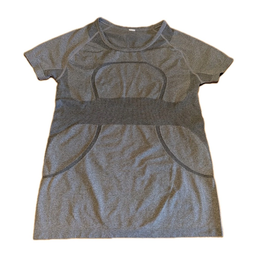 Lululemon‎ Ebb to Street Yoga Short Sleeved Shirt Heathered Grey Womens Size 10